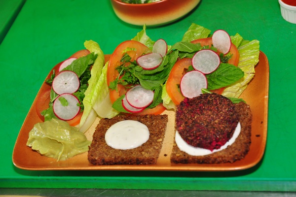 Edde Sands Wellness Cooking Class
